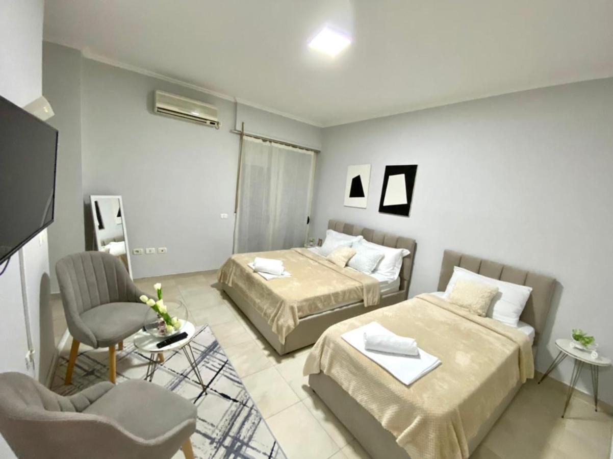 Chlo Apartment 1 Tirane Eksteriør billede